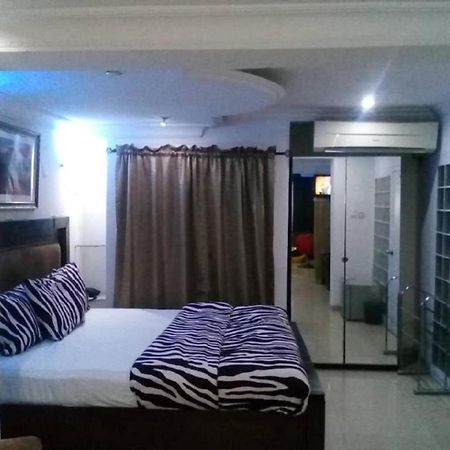 Theodawn Hotels @ Suite 29 Ikeja Exterior foto