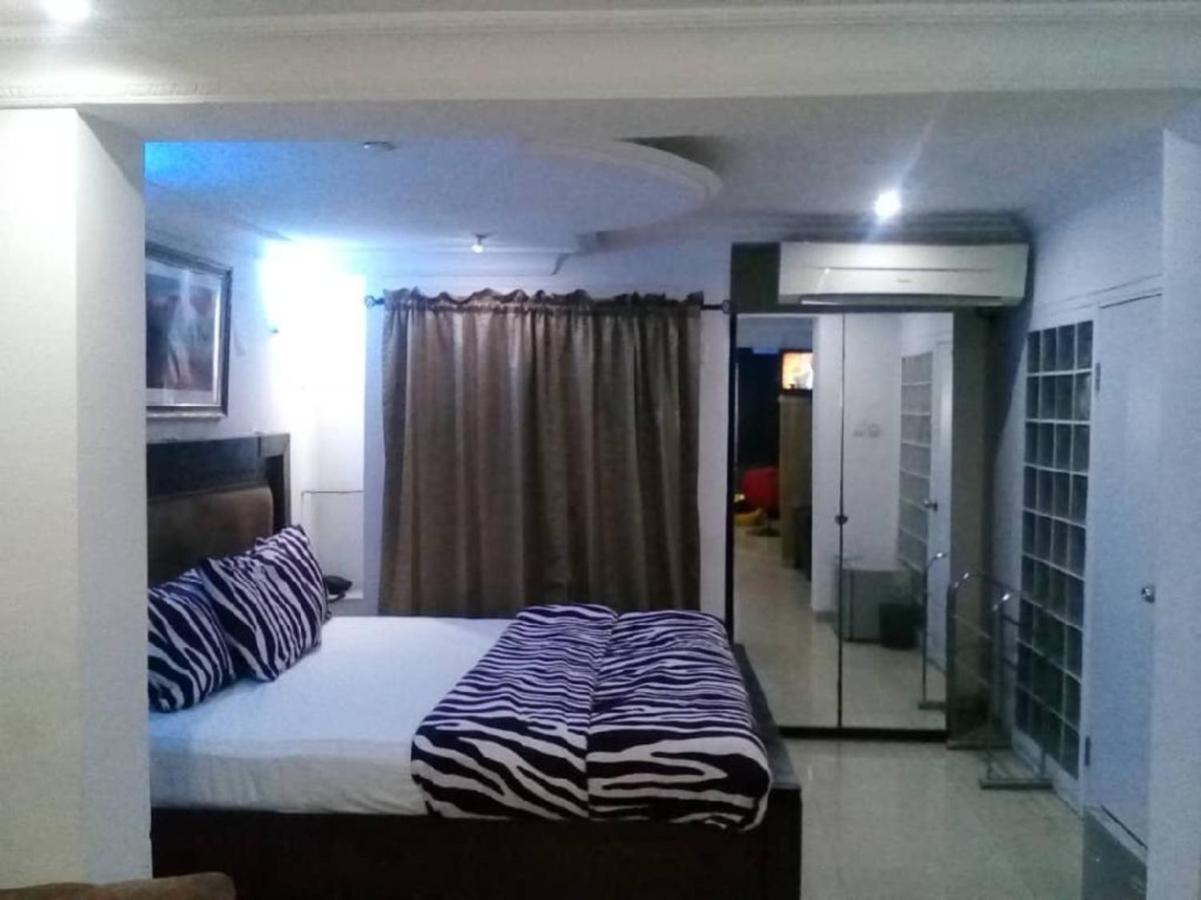 Theodawn Hotels @ Suite 29 Ikeja Exterior foto