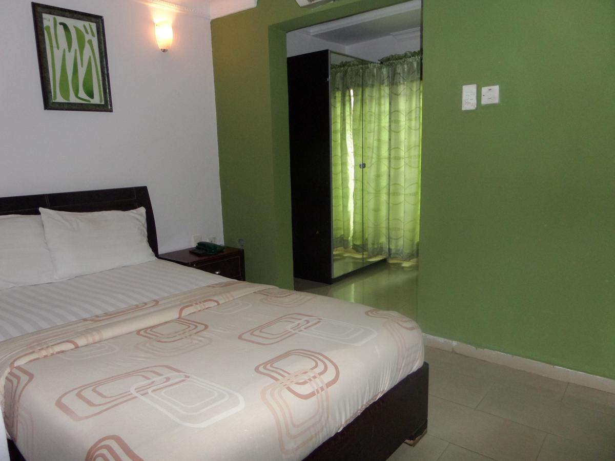 Theodawn Hotels @ Suite 29 Ikeja Exterior foto